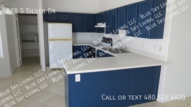 678 S Silver Dr in Apache Junction, AZ - Building Photo - Building Photo