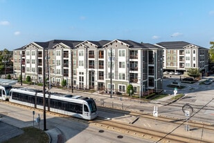 Fulton Lofts in Houston, TX - Building Photo
