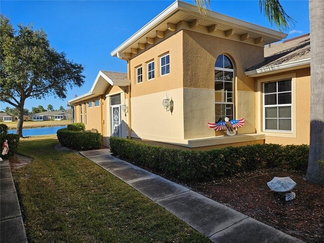 1134 Jameson Greens Dr in Sun City Center, FL - Building Photo - Building Photo