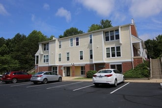 Courthouse Green Apartments in Spotsylvania, VA - Foto de edificio - Building Photo