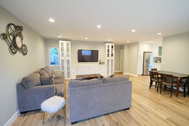 15848 Osborne St, Unit 15848