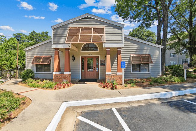 Towne Creek Apartment Homes in Gainesville, GA - Building Photo - Building Photo