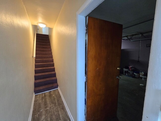 325 N Perry St in Allentown, PA - Building Photo - Building Photo