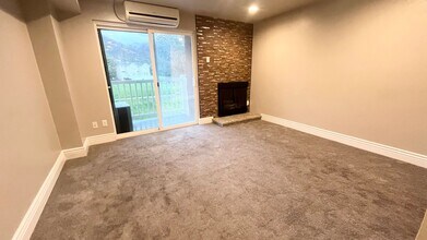 5676 Meadow Ln in South Ogden, UT - Foto de edificio - Building Photo