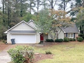 115 Silver Springs Dr in Fayetteville, GA - Building Photo