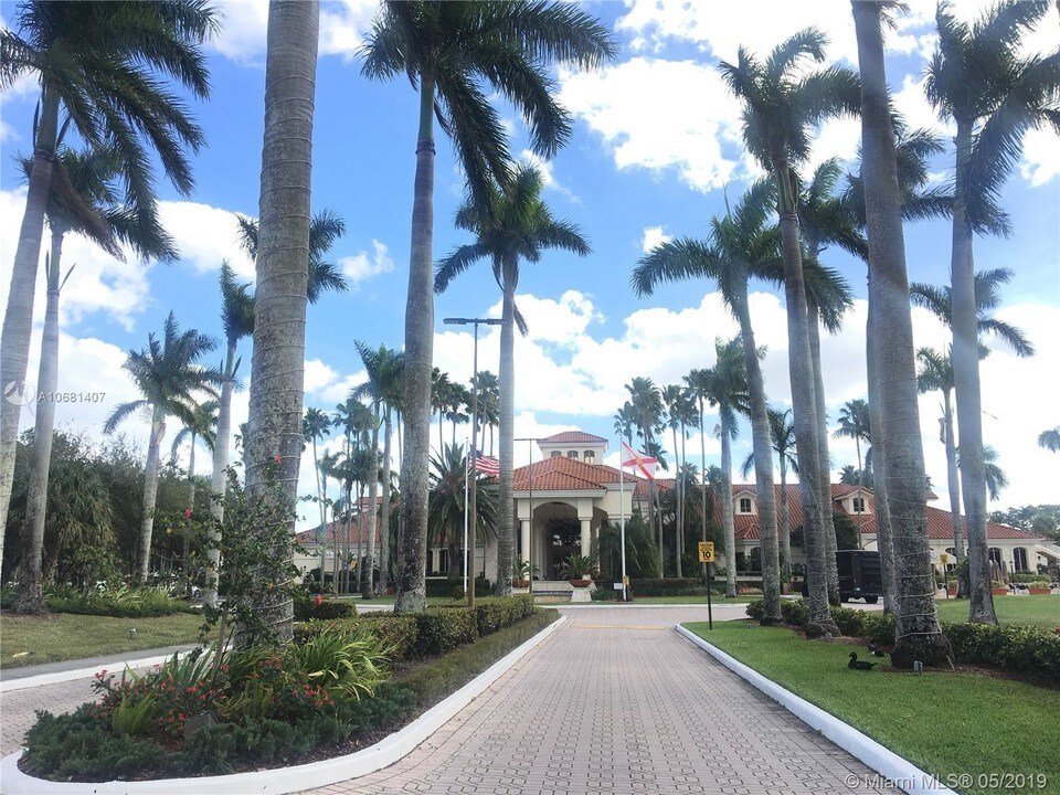 4680 NW 102nd Ave-Unit -102-20 in Doral, FL - Building Photo