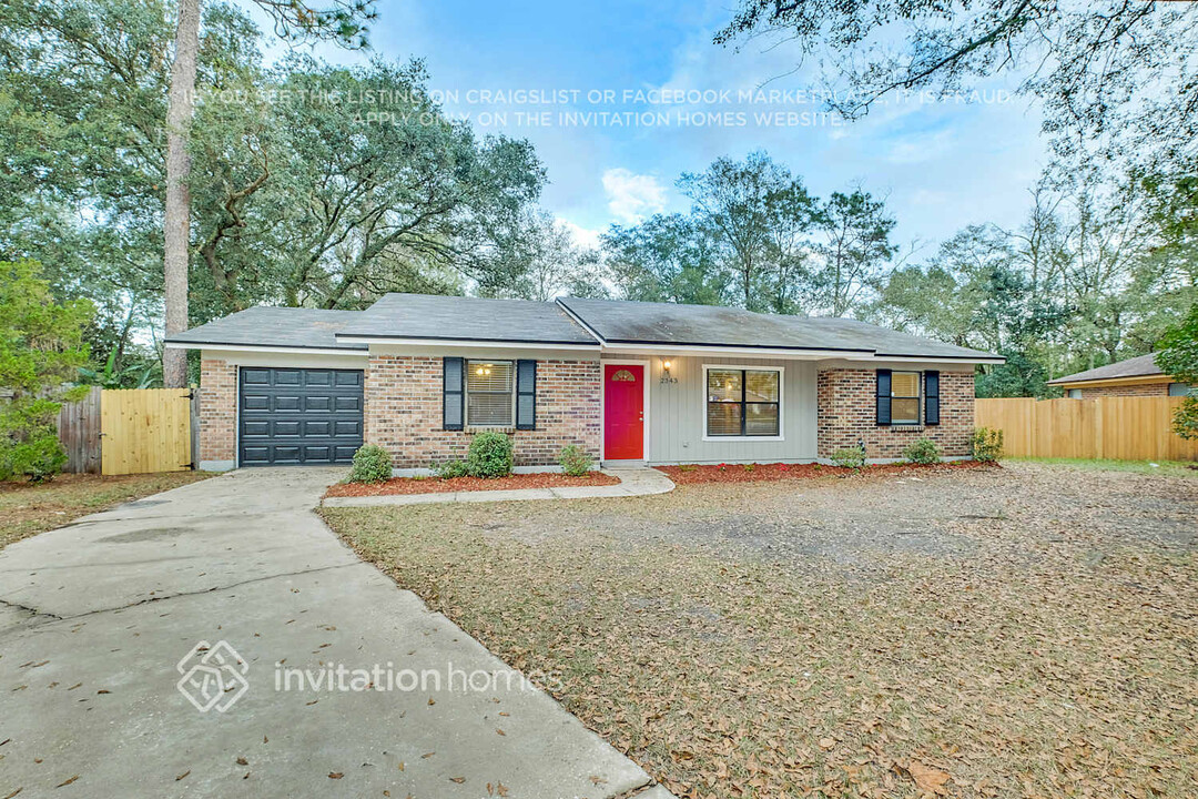 2343 Justin Rd E in Jacksonville, FL - Building Photo