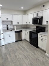 4334 Arrow Tree Dr, Unit H in St. Louis, MO - Building Photo - Building Photo