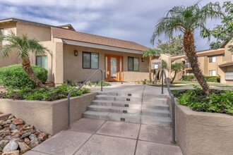 Tesoro Apartments in Phoenix, AZ - Building Photo - Building Photo