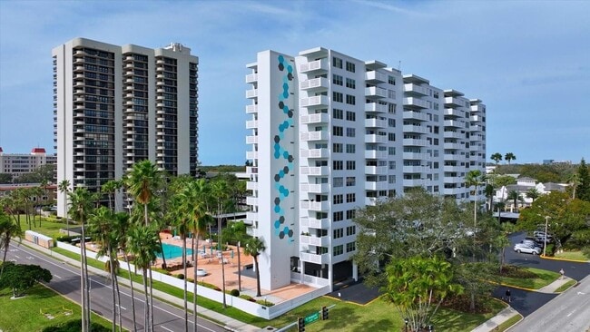 property at 2401 Bayshore Blvd