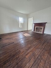 302 Wilkinson St in Frankfort, KY - Building Photo - Building Photo