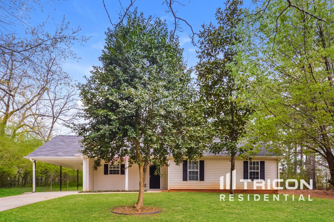 15 Meeler Dr in Covington, GA - Building Photo