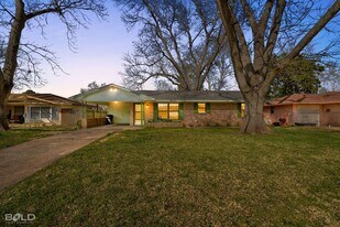 1213 Jane Ln in Bossier City, LA - Building Photo