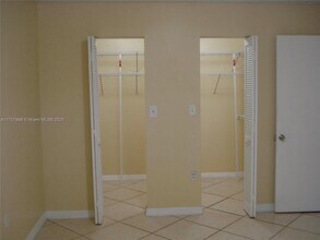 18965 NW 62nd Ave in Hialeah, FL - Building Photo - Building Photo