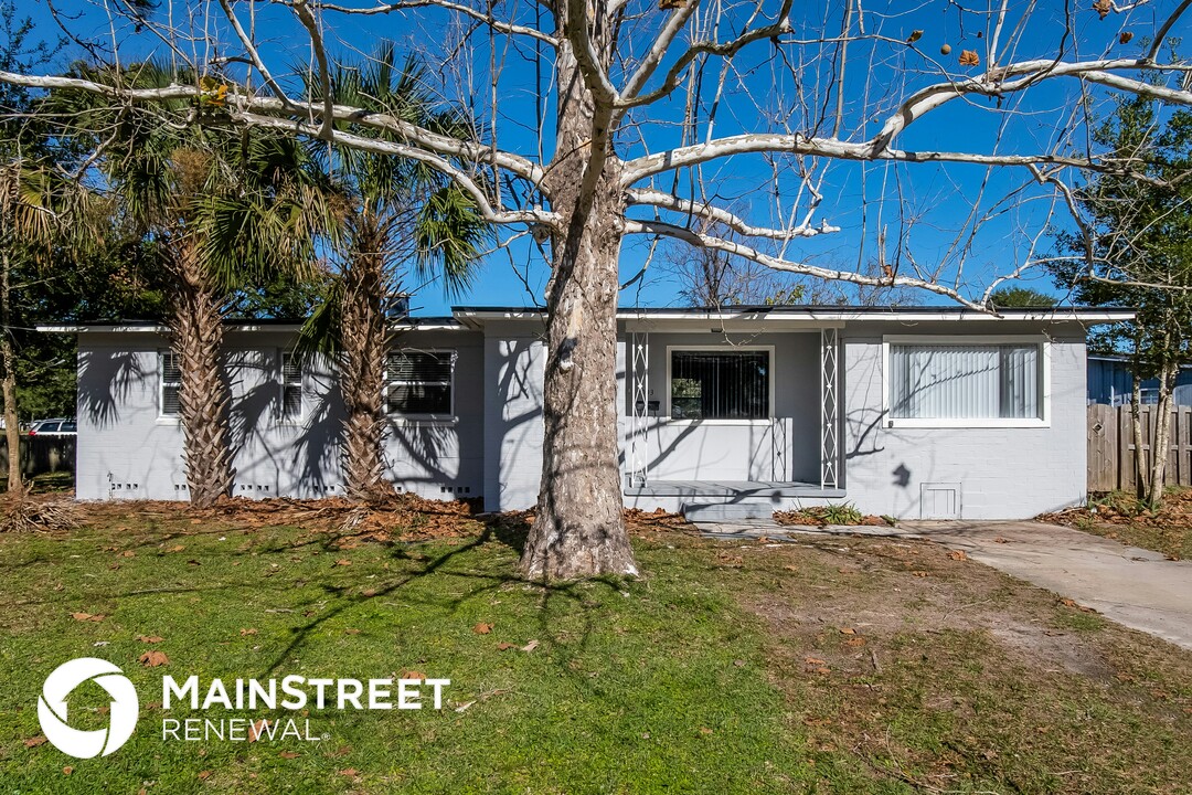 2003 Sprinkle Dr in Jacksonville, FL - Building Photo