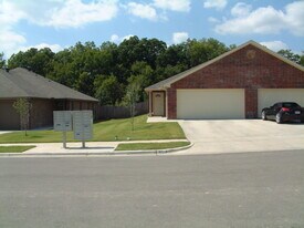 939 Terry Trail in Weatherford, TX - Building Photo