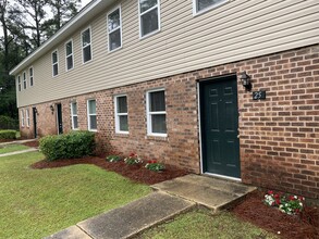 Carolina Crossings Apartments in Sumter, SC - Building Photo - Building Photo