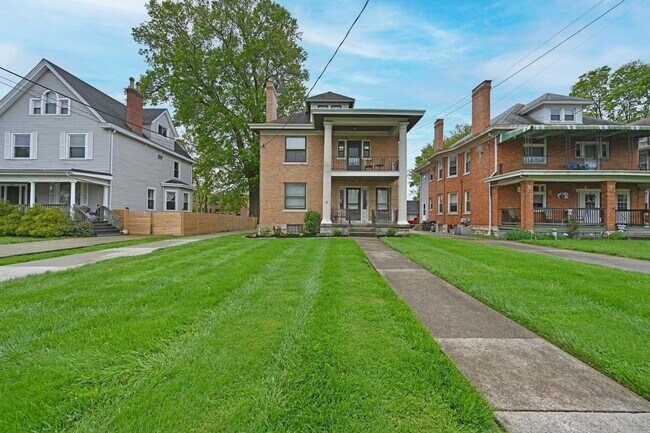2127 Slane Ave in Cincinnati, OH - Building Photo - Building Photo