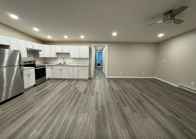 property at 107 W Biddle St