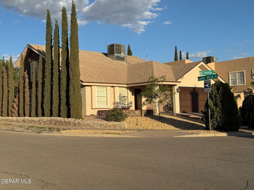 1428 Beethoven Pl in El Paso, TX - Building Photo