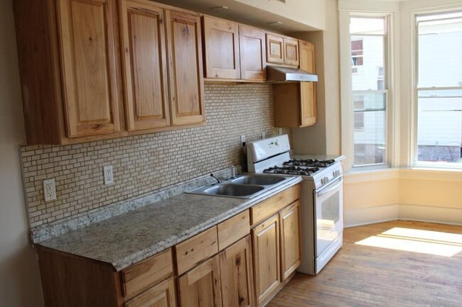 292 Main St in Amsterdam, NY - Building Photo - Building Photo