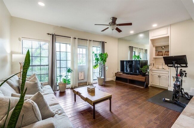 5100 Verde Valley Ln, Unit 158