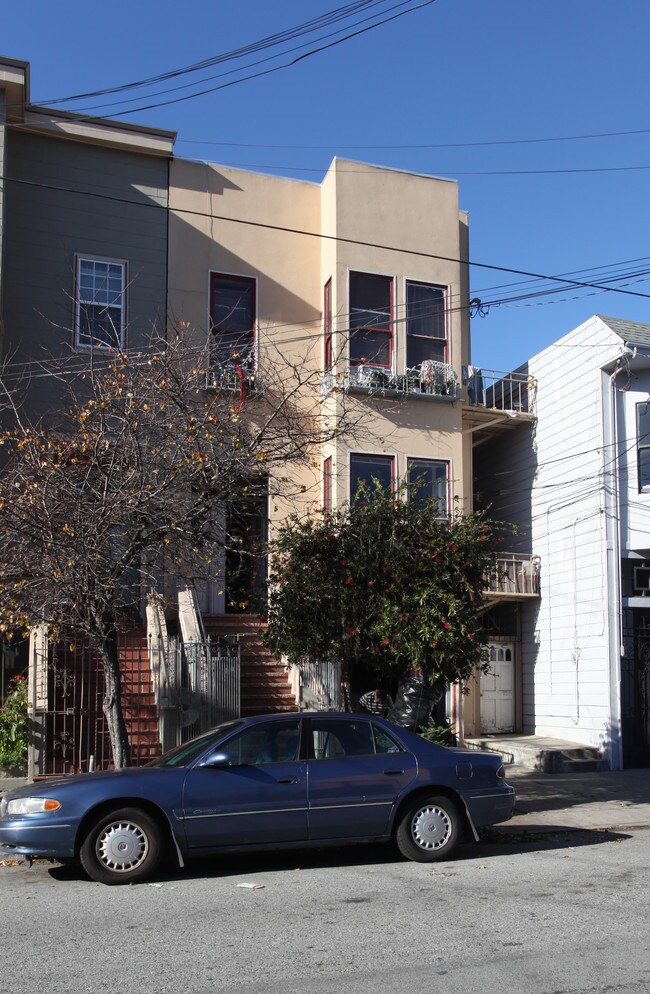 818-820 Treat Ave in San Francisco, CA - Foto de edificio - Building Photo
