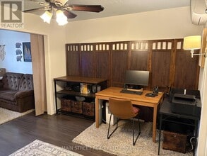 237 Main St S in Newmarket, ON - Building Photo - Building Photo