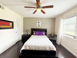 1950 N Andrews Ave, Unit 103D in Wilton Manors, FL - Building Photo - Building Photo