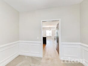 111 Brookhaven Dr in Villa Rica, GA - Foto de edificio - Building Photo