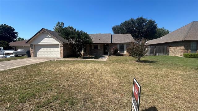 6705 Red Fox Trail in Fort Worth, TX - Building Photo
