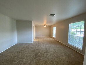 4823 Los Reyes St in San Antonio, TX - Building Photo - Building Photo