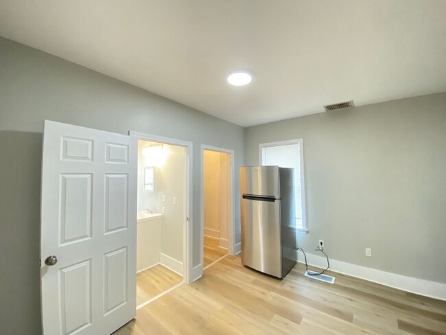 10 Freeman Ct in Dover, NH - Building Photo - Building Photo