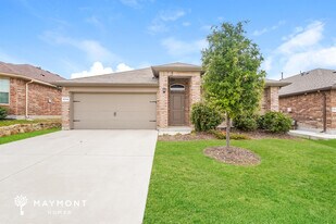 9732 Walnut Cove Dr in Fort Worth, TX - Building Photo