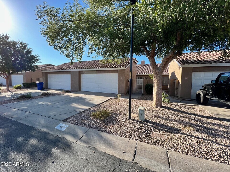 3510 E Hampton Ave in Mesa, AZ - Building Photo