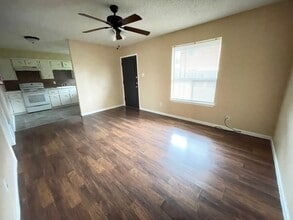 425 W Avenue C in Killeen, TX - Building Photo - Building Photo