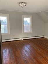 32 Mozart St, Unit 3 in Boston, MA - Building Photo - Building Photo