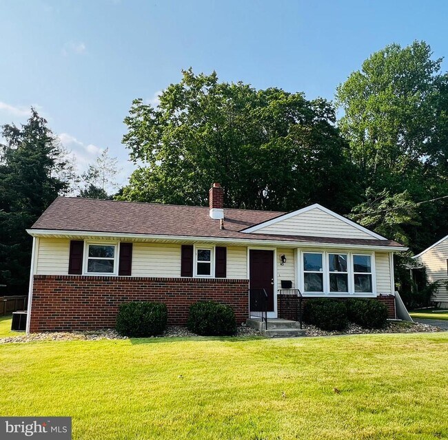 property at 40 Fairmount Dr