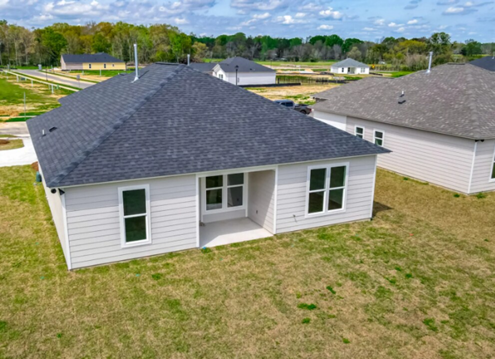 18906 Pharlap Wy in Zachary, LA - Building Photo