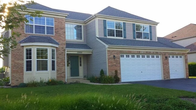 property at 10999 Manhattan Dr