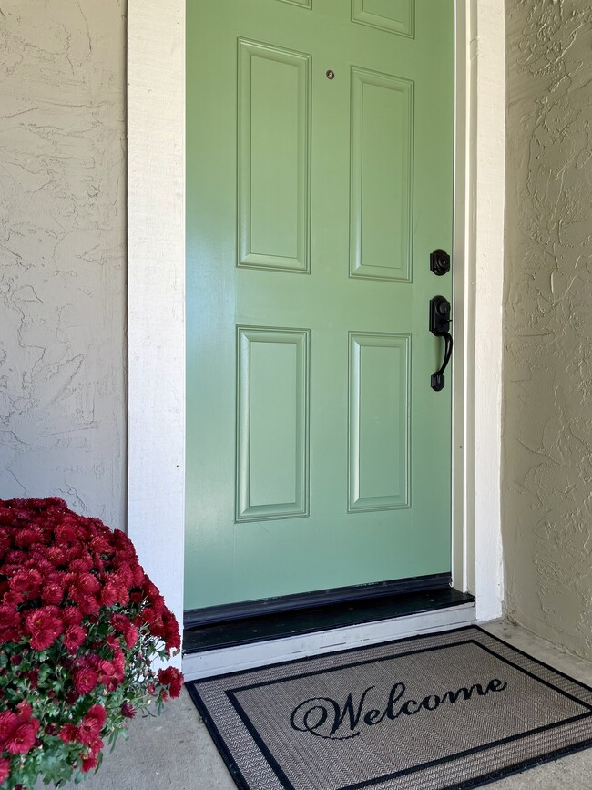 779 Oakmeade Dr in Vacaville, CA - Building Photo - Building Photo