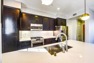 1089 Interlaken Terrace in Sunnyvale, CA - Building Photo - Building Photo