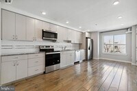 1534 W Stiles St photo'