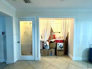 2241 SW 43rd Ave in Fort Lauderdale, FL - Building Photo - Building Photo