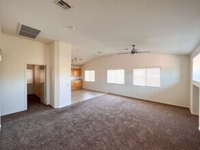 5347 Lattice Ct in North Las Vegas, NV - Building Photo - Building Photo