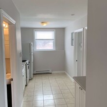 2 Kingsview Ct in Rothesay, NB - Building Photo - Building Photo