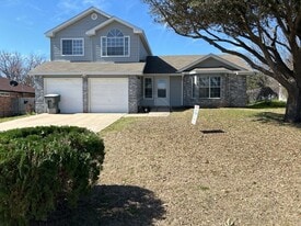 3804 Water Oak Dr in Killeen, TX - Building Photo