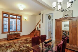 2113 W Cuyler Ave in Chicago, IL - Building Photo - Building Photo