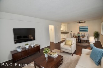 5455 Bellingham Ave in Los Angeles, CA - Building Photo - Building Photo