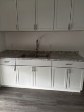 19639 Moross Rd in Detroit, MI - Building Photo - Building Photo